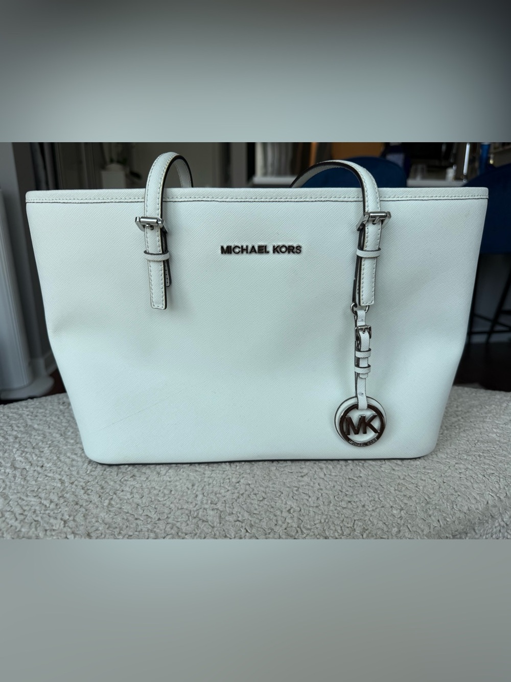 Michael Kors  White Leather Tote Bag with Interior Pocket